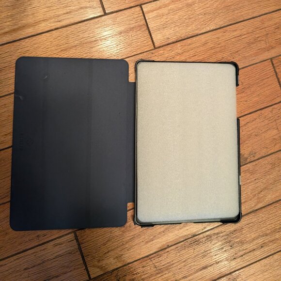 CASE for TABLET (NIB) - Picture 2 of 2